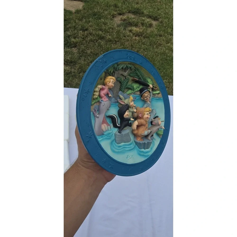 Peter Pans Disney 3D Relief Collectors Plate 
